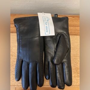 Genuine leather and shearling womens winter gloves
